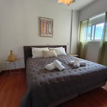 Downtown Luxury Apartment Rhodes City