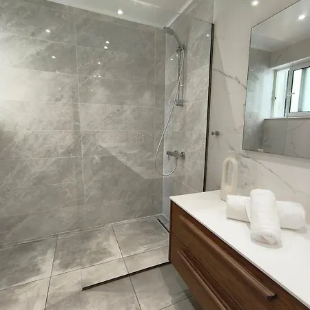 Downtown Luxury Rhodes City