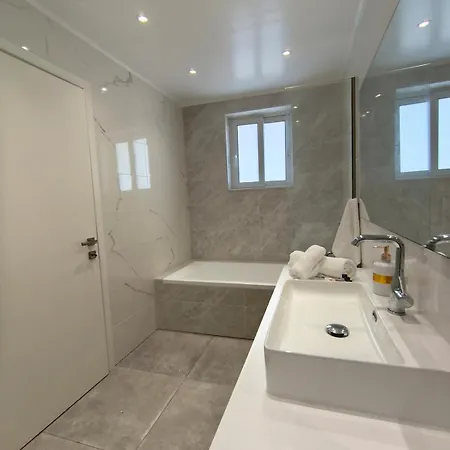 Downtown Luxury Lägenhet