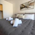Downtown Luxury Rhodes City
