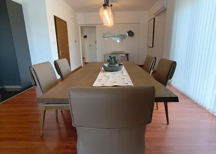 Downtown Luxury Rhodes City