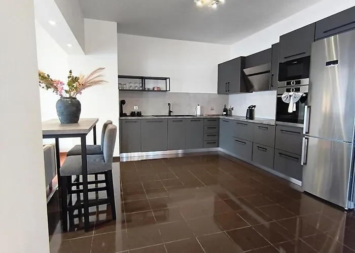 Apartment Downtown Luxury Rhodes City